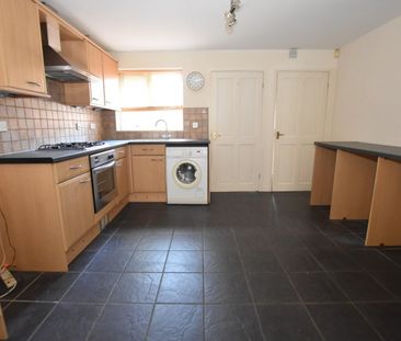 2 bedroom House To Let - Photo 2
