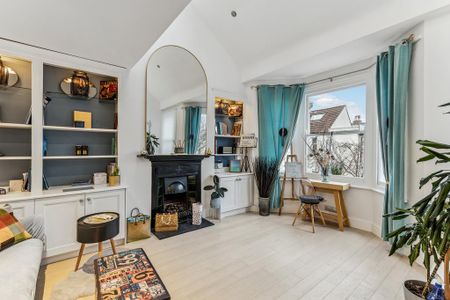 2 bedroom flat to rent - Photo 3