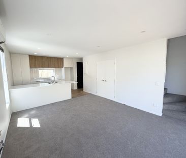 358 Hereford Street, Linwood - Photo 2