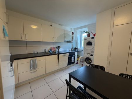Spacieux 5,5 pièces en duplex entièrement rénové à Delémont - Photo 3