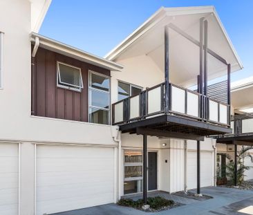 4/551 Oxley Road, Sherwood QLD 4075 - House For Rent | Domain - Photo 6
