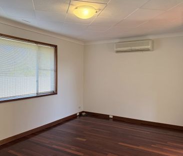 GREAT SOLID HOME IN A GREAT LOCATION - Photo 6