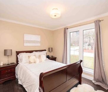 For Lease - 2 Groveland Crescent, Toronto, Ontario - Photo 3