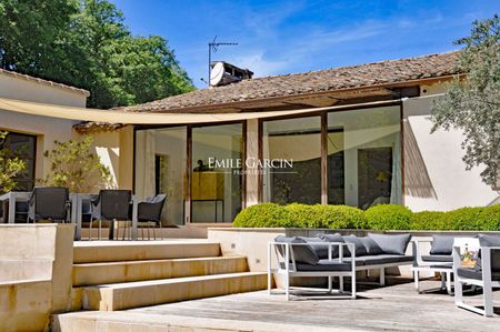 Mas avec vue à louer Saint Rémy de Provence, piscine chauffée, 6 chambres, 5 sdb - Photo 5