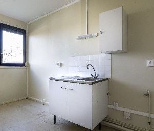 Appartement – Type 4 – 72m² – 248.18 € – SAINTE-SÉVÈRE-SUR-INDRE - Photo 3