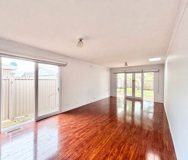 27 Jabone Terrace, Bell Park, VIC, 3215 - Photo 2