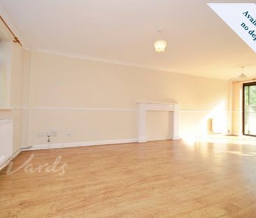 3 bedroom end of terrace house to rent - Photo 1