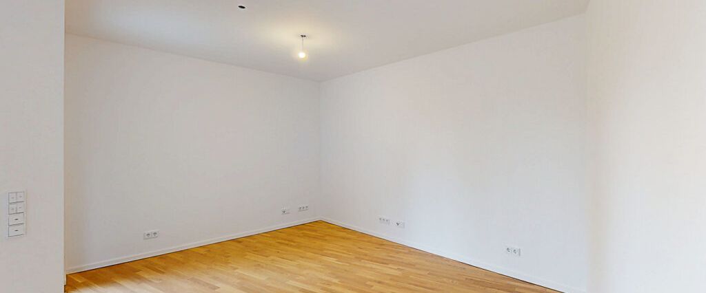 Großzügige 3-Zimmer-Wohnung mit zwei Bädern und sonnigem Balkon (mietpreisgedämpftes wohnen) - Foto 1