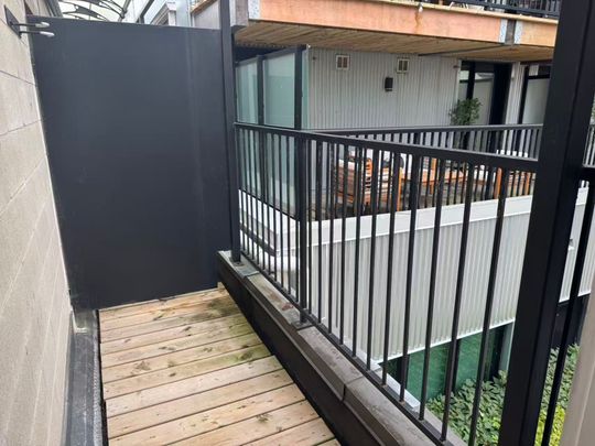 For Lease - 1606 Queen Street Unit# 3, Toronto, Ontario - Photo 1