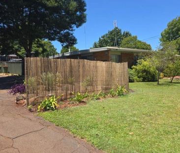 2/2 Raftery Street, Centenary Heights - Photo 6