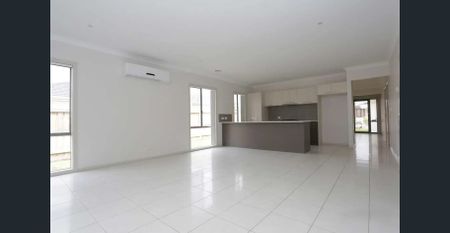 Move-In Ready 4-Bedroom Home with Prime Accessibility!! - Photo 5