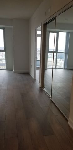 For Lease - 38 Honeycrisp Crescent Unit# 1916, Vaughan, Ontario - Photo 5