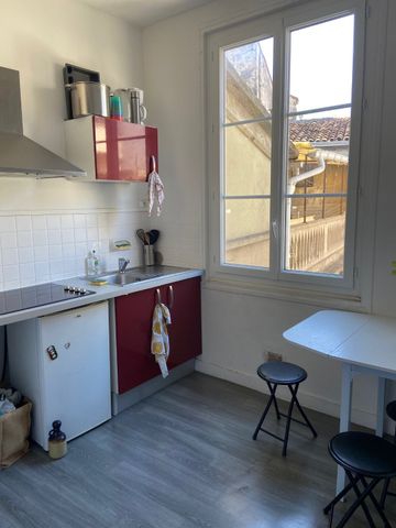 Location Appartement 1 pièce 31m² ANGOULEME 16000 - Photo 5
