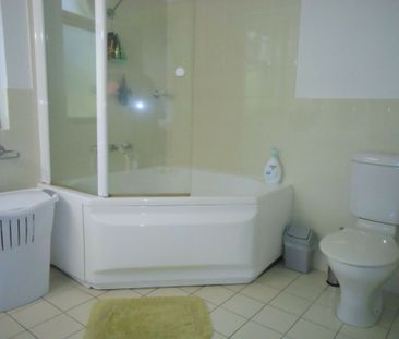 18/16 Eyre Street, Griffith ACT, Belconnen - Photo 6