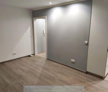 Pronájem bytu 1+kk 38 m2 - Fotografie 5