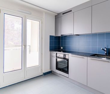 APPARTEMENT RENOVE AVEC BALCON ET ASCENSEUR - Photo 6