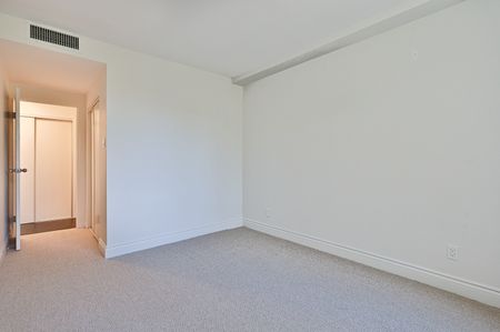 2 Bedrooms - Photo 4