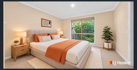 Spacious Family Living with Two Living Areas in Narre Warren South - Photo 4