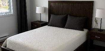 Condo 4 1/2 + Den à louer | Disponible Immédiatement - Photo 2