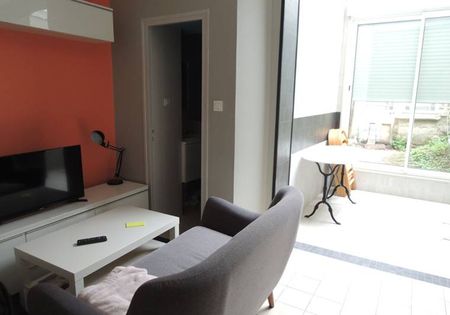 Type II - Meublé centre-ville - Photo 4