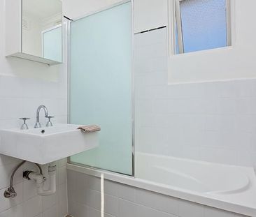 Furnished or Unfurnished- Stylish One-Bedroom Apartment in Prime Lo... - Photo 5