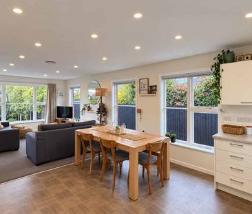 Excellent Family Living - Photo 2