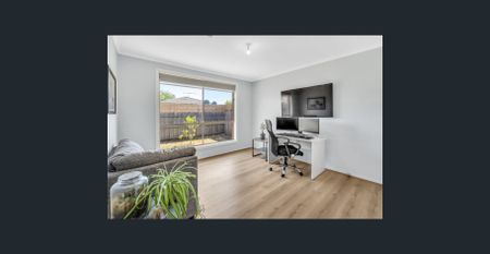 4-Bedroom Sanctuary! - Photo 4