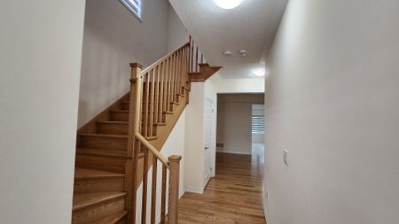 For Lease - 263 Fleetwood Drive, Oshawa, Ontario - Photo 2