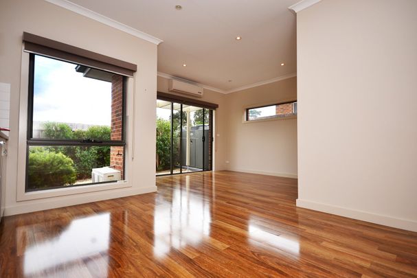 6/18 Maclagan Crescent, Reservoir VIC 3073 - Photo 1