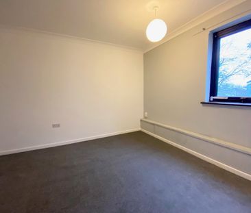 3 bedroom house - Photo 6