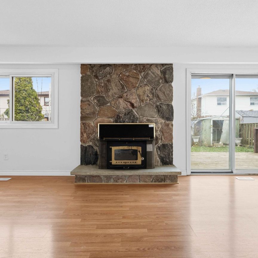 For Lease - 1899 Rosefield Road Unit# Upper, Pickering, Ontario - Photo 1