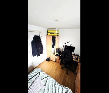 Room in a Shared Flat, Maltings Close, E3 - Photo 2