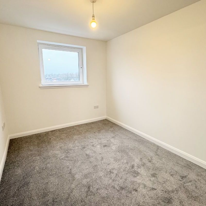 2 Bed, Flat - Photo 1