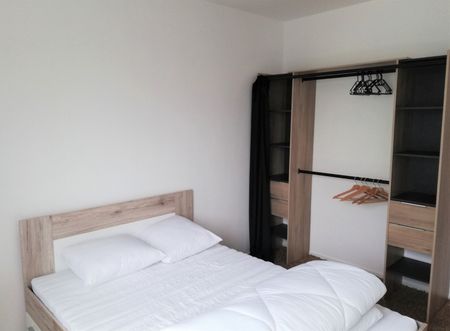 Location Appartement 2 pièces 46m² POITIERS 86000 - Photo 3