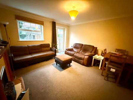 2 bedroom terraced house to rent - Photo 2