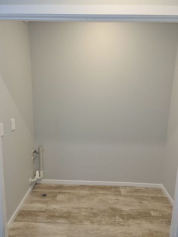 4 Bedrooms, 2 Bathrooms, Garage, Stunning Views!!! - Photo 4