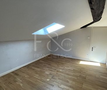 T2 de 35m² - Rue Rempart d'Ainay Lyon 2ème - Photo 3