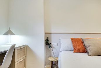 Avinguda de les Drassanes, Barcelona, Catalonia 08001