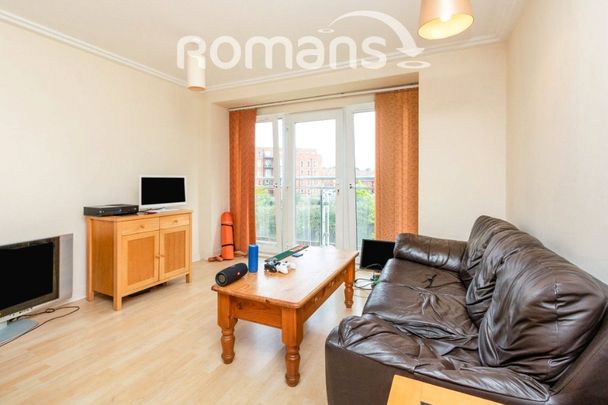 2 bedroom apartment to rent - Photo 1