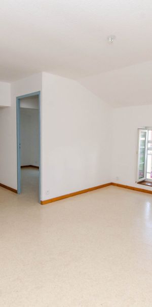 Location Appartement 2 pièces 39m² ST MARCELLIN 38160 - Photo 1