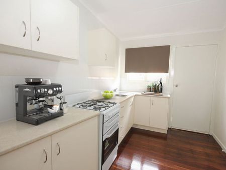 1/15 Jellicoe St, Coorparoo QLD 4151 - Apartment For Rent | Domain - Photo 3