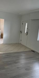 Newly Renovated 2BR Ground Level House for Rent - Photo 4