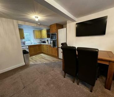 2 bedroom private hall to rent - Photo 6