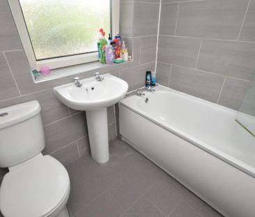 1 bedroom house of multiple occupation to rent - Photo 6