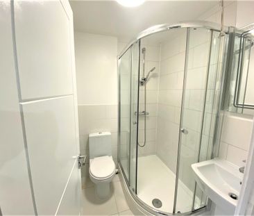 Studio Flat To Let - High Wycombe - Photo 4