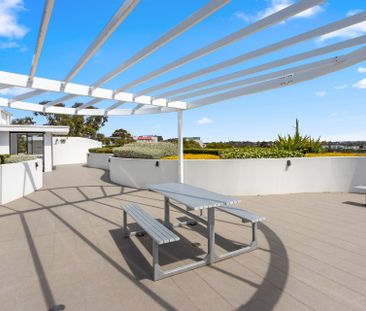 Location, Location, Location !!! - Photo 2