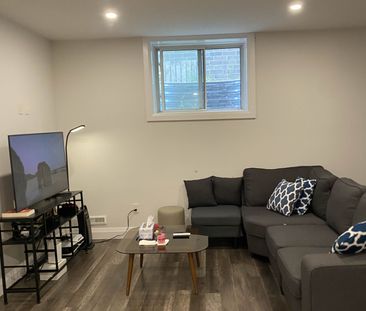 For Lease - 2783 Oriole Drive, London South, Ontario - Photo 4