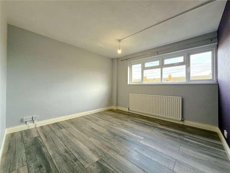 Tasley Close, Bridgnorth, Shropshire, WV16 - Photo 4