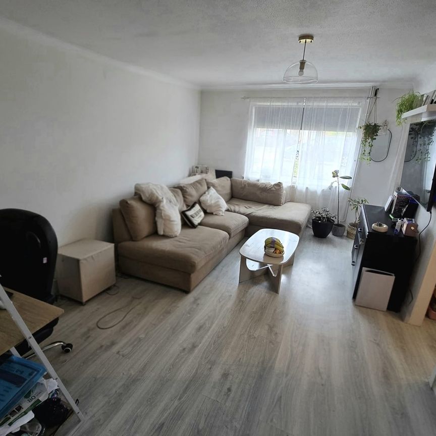 2 Bed Bungalow, Faldo Close, LE4 - Photo 1