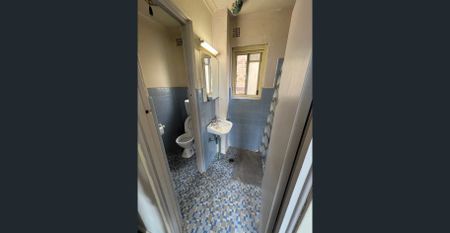 Unfurnished 1 Bedroom Apartment Just Off Enmore Road - Photo 4